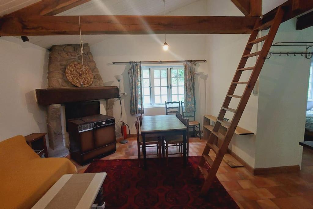 Abjat-sur-Bandiat Gite Rustique - Perigord Vert - La Collina 24300 מראה חיצוני תמונה